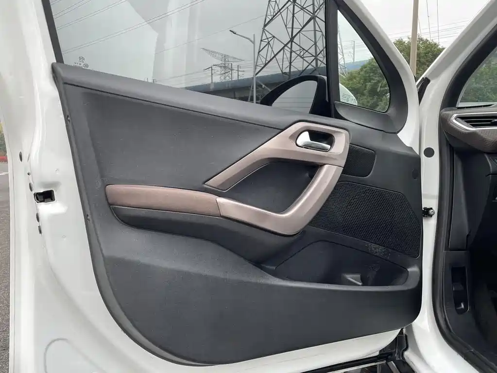 Peugeot 2008 2014 1.6 L Auto Fashion