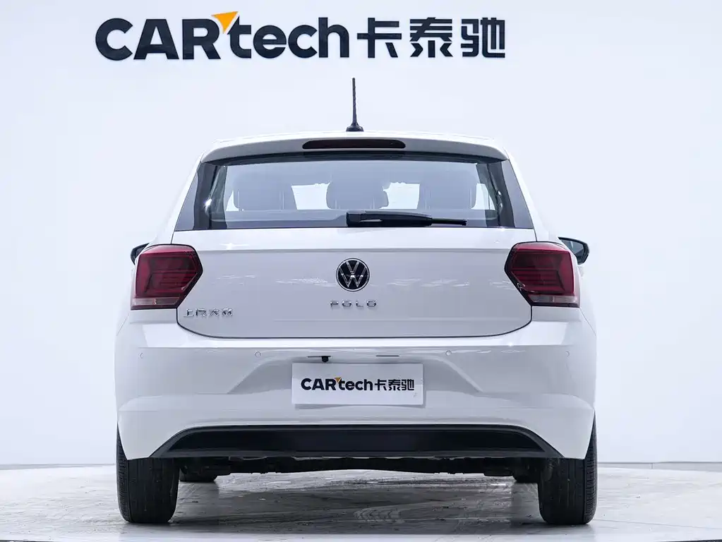 Polo Plus 1.5 L Auto Colorful Tech