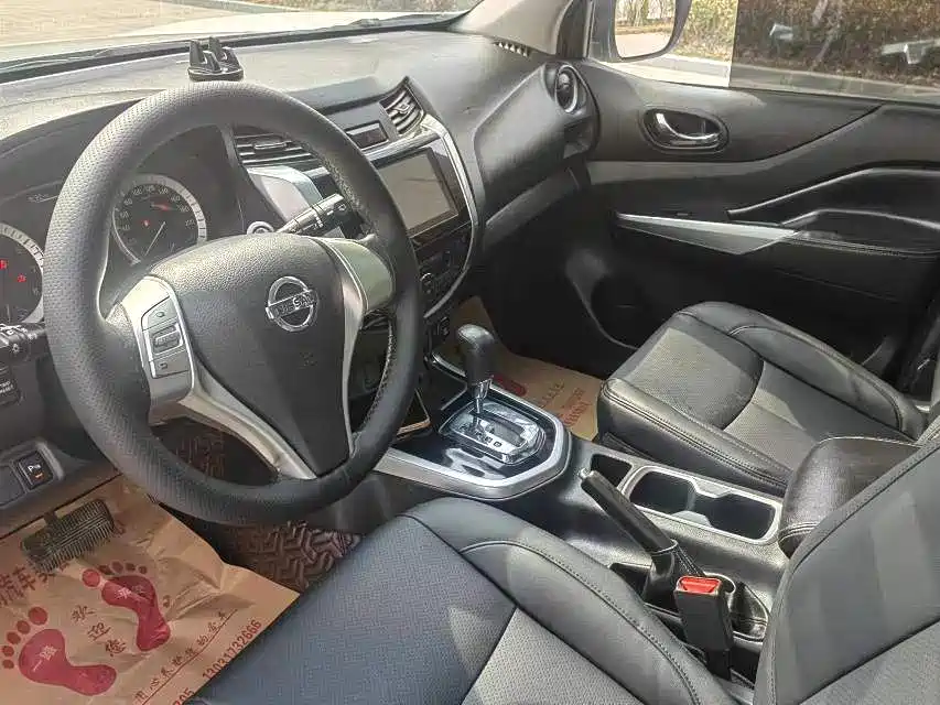 Terra 2.5 L Auto 2 WD Luxury