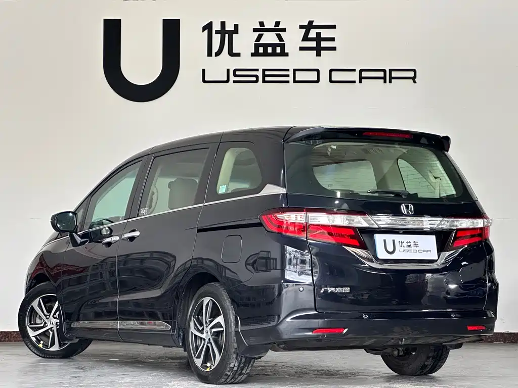 Odyssey Facelift 2.4 L Luxury