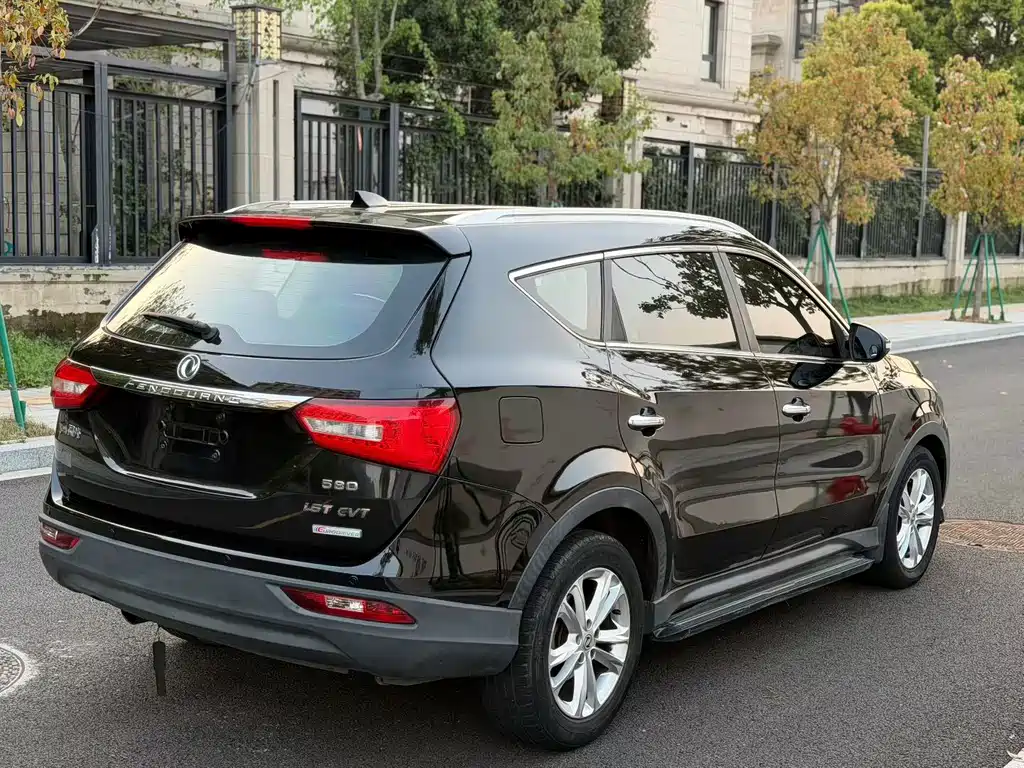 Fengguang 580 Facelift 1.5 T CVT Comfort