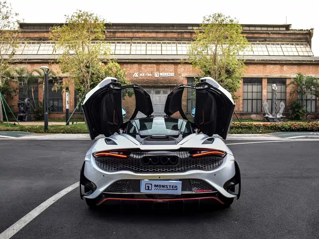 McLaren 720 S 4.0 T Coupe