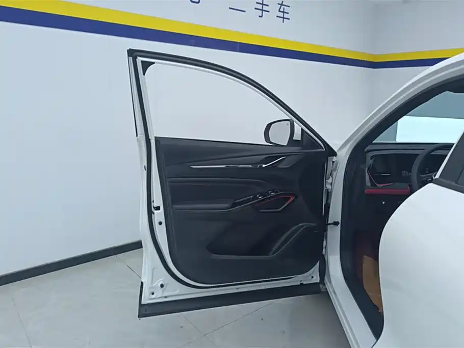 Changan X5 PLUS 1.5 T DCT Pioneer