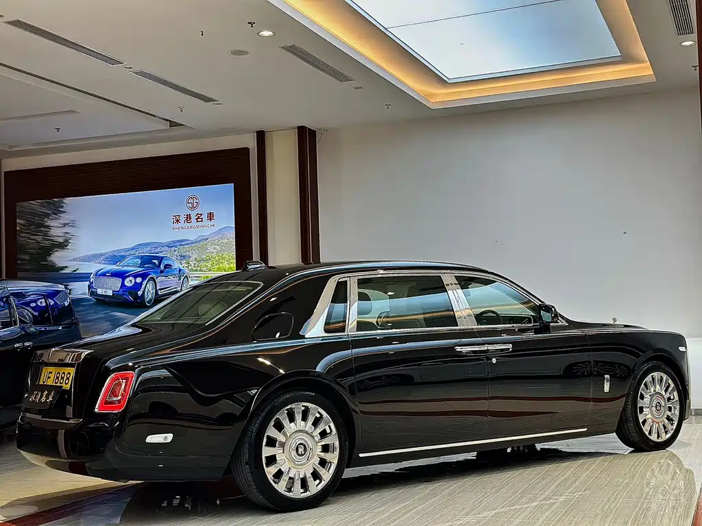 Phantom 6.7 T LWB Range