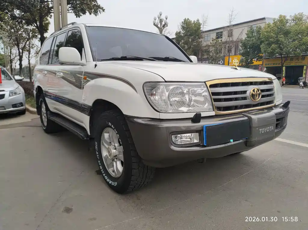 Land Cruiser 4.7 L Auto VX-R Luxury DVD