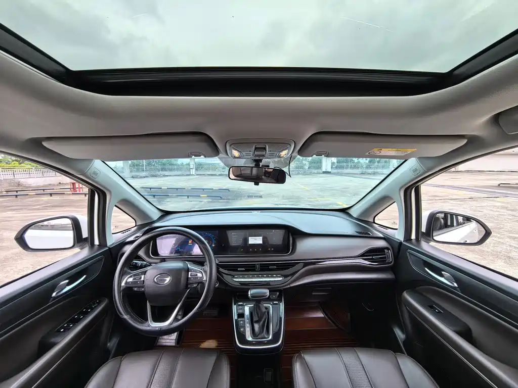 GAC Trumpchi M6 270 T Auto Honored (7-seat) CN-V