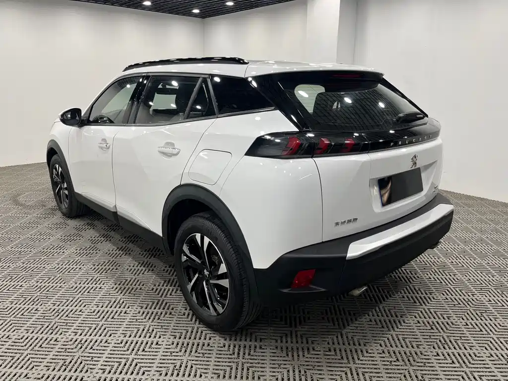 Peugeot 2008 2022 230 THP THE ONE