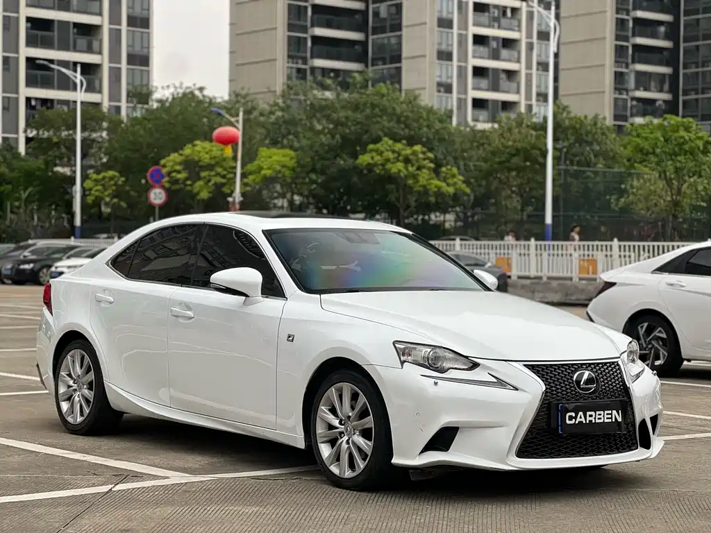 Lexus IS 250 F SPORT