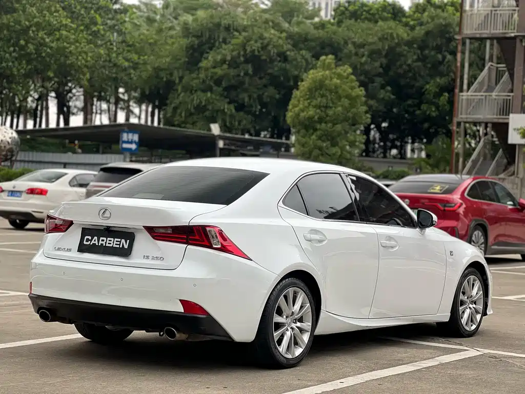 Lexus IS 250 F SPORT