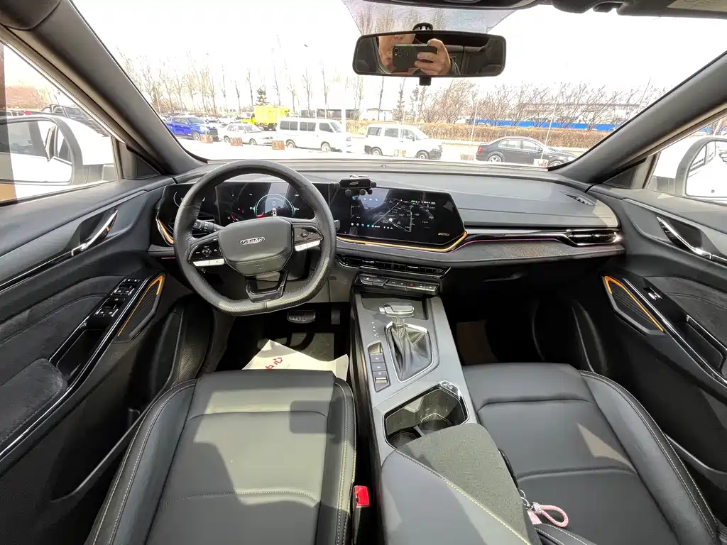 Changan Oshan X5 PLUS Facelift 1.5 T DCT Pioneer