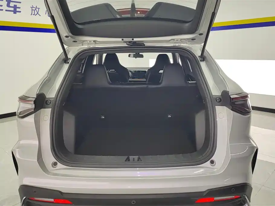 Changan Oshan X5 PLUS 1.5 T DCT Pioneer