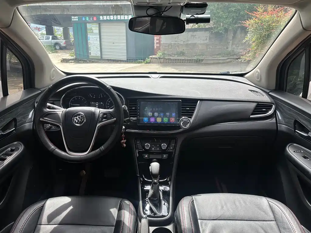 Encore 18 T Auto 2 WD Urban Leading