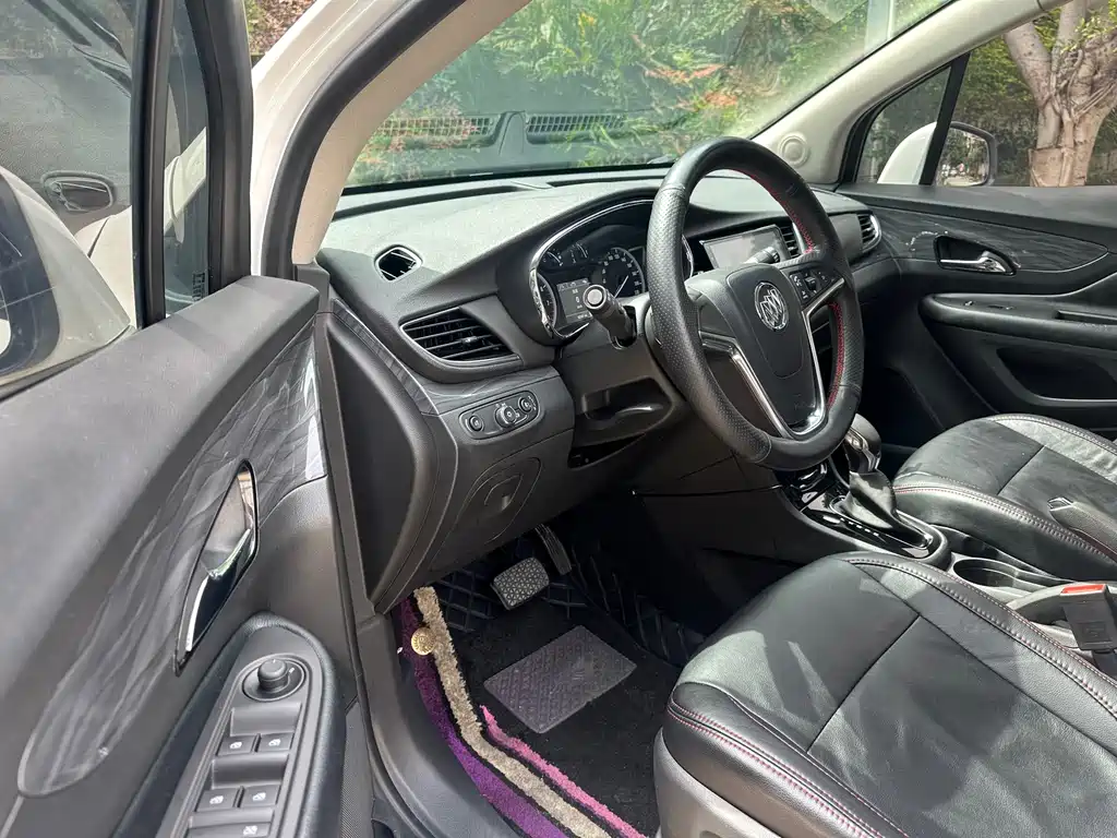 Encore 18 T Auto 2 WD Urban Leading