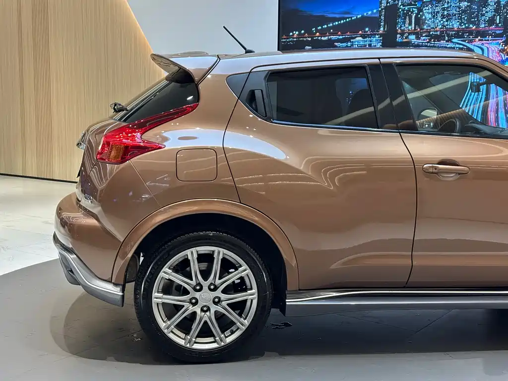 Infiniti ESQ 英菲尼迪ESQ 2014款 1.6 T 率动版