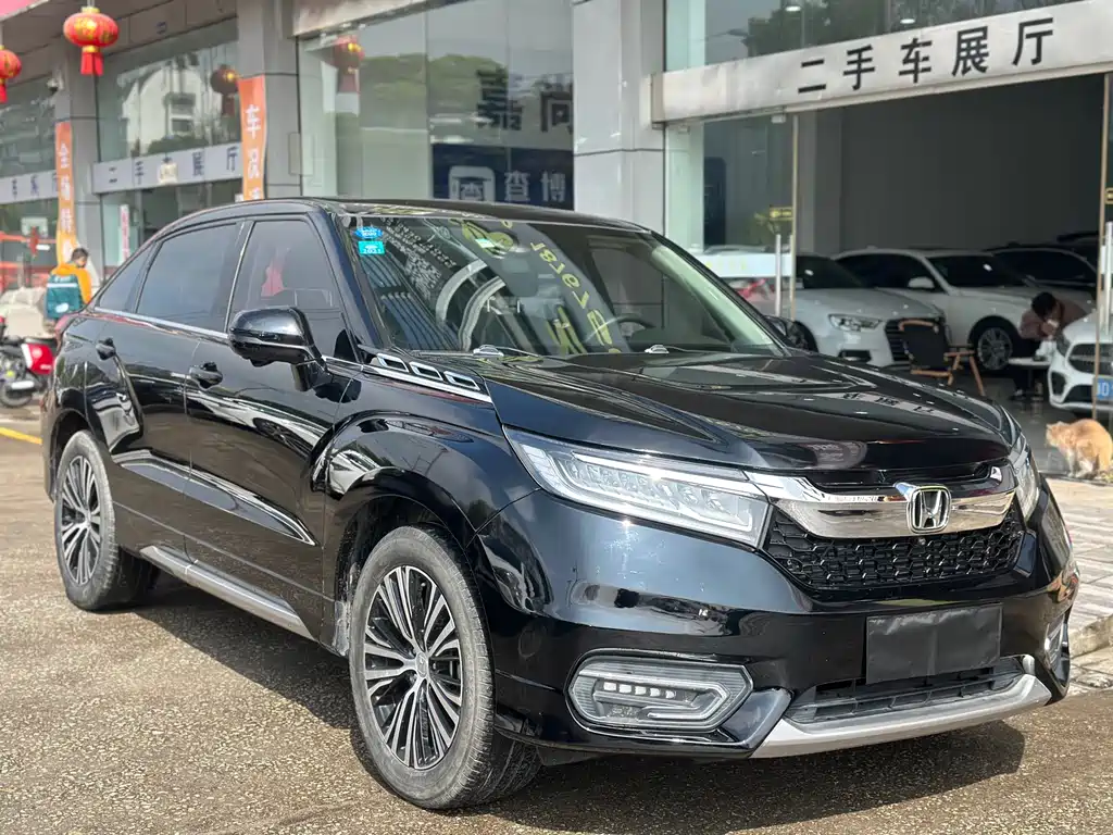 Avancier 370 TURBO 2 WD Luxury