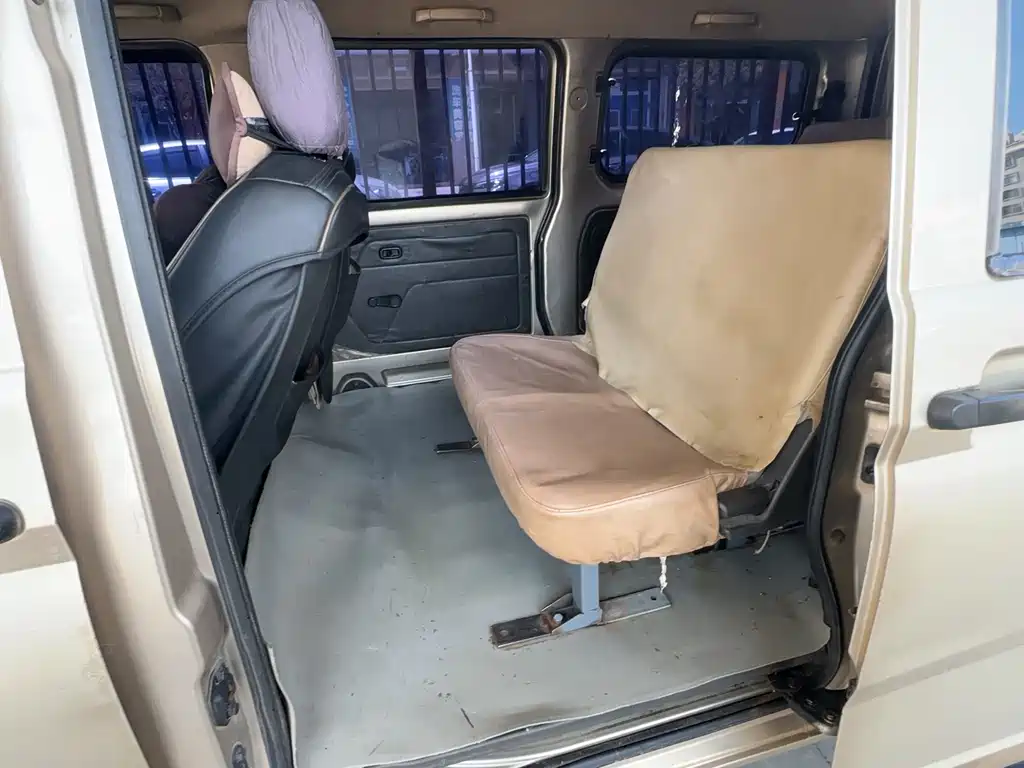 Wuling Rongguang 1.2 L S Basic