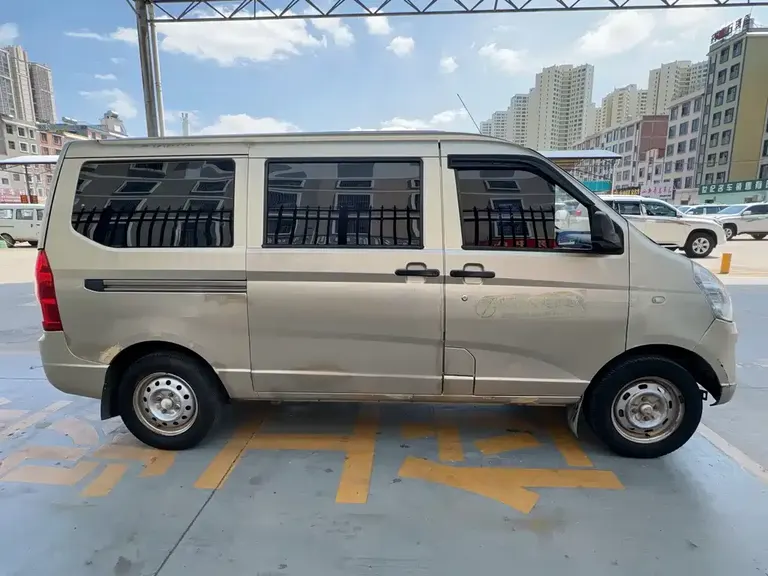 Wuling Rongguang 1.2 L S Basic
