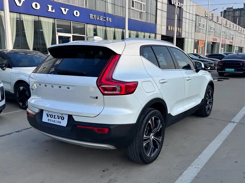 Volvo XC40 T4 4 WD Smart Vision Luxury