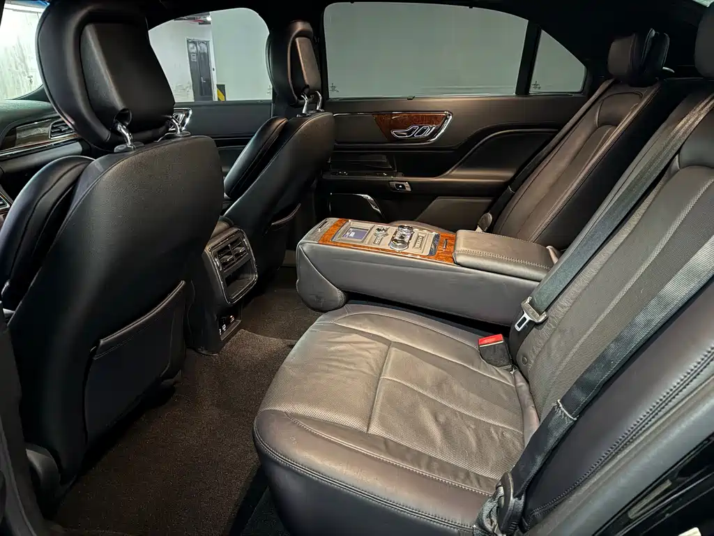 Lincoln Continental 2.0 T 2 WD Graceful