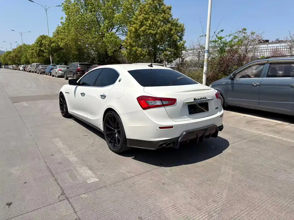 Ghibli 3.0 T S
