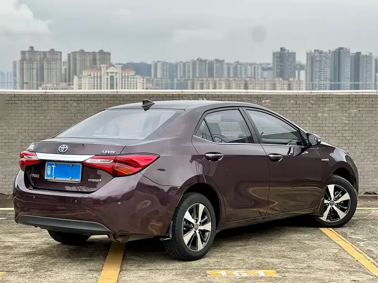 Toyota Levin Dual Engine 1.8 H V E-CVT Luxury