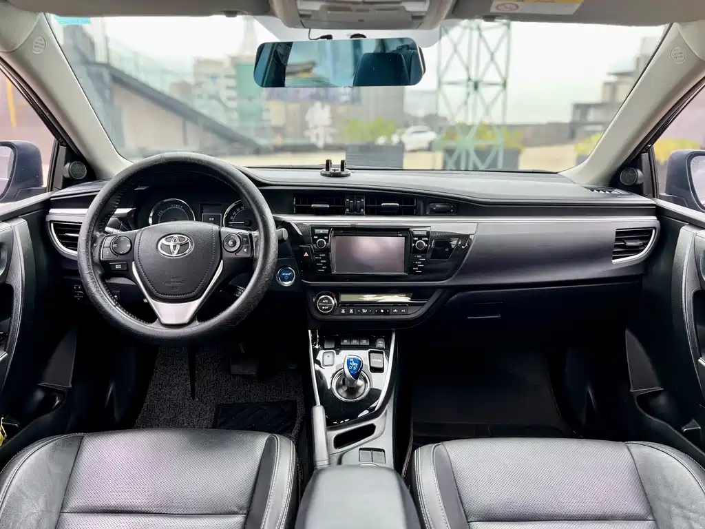 Levin Dual Engine 1.8 H V E-CVT Luxury