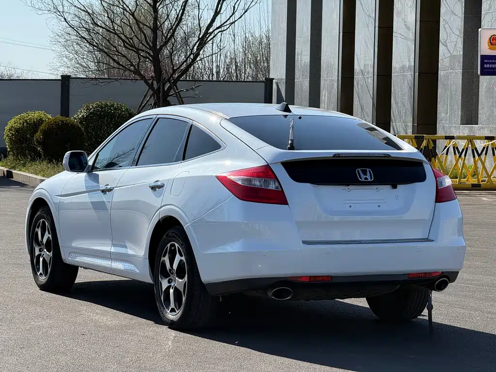 Crosstour 2.4 L Premium