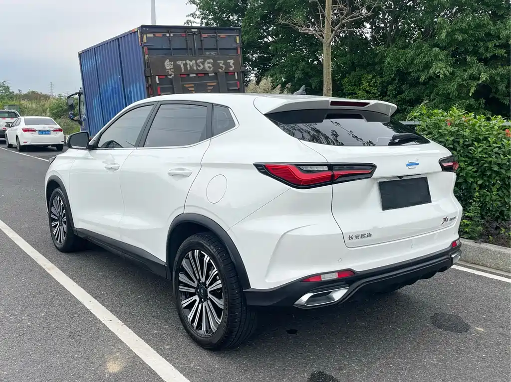 Changan Oshan X5 Smooth Enjoyment 1.5 T DCT Premium
