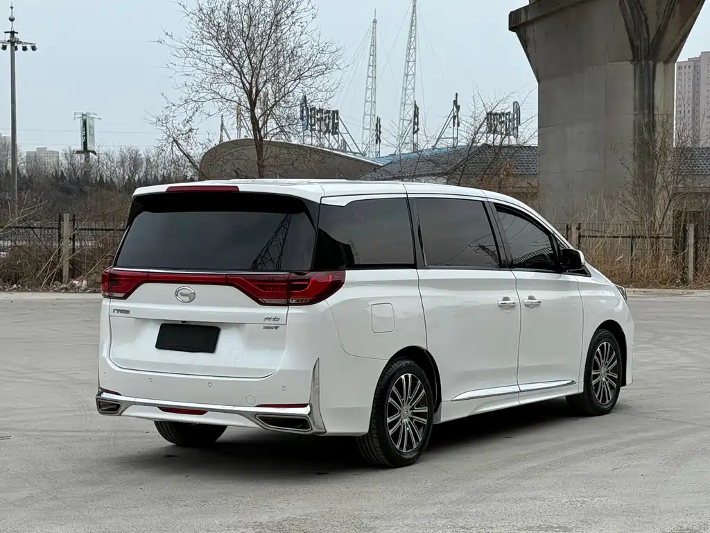 GAC Trumpchi M8 Leading Show Series 390 T Distinguished