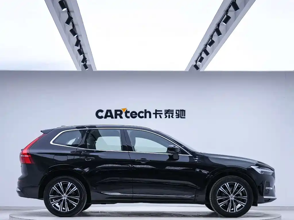 Volvo XC60 B5 4 WD Smart Vision Luxury