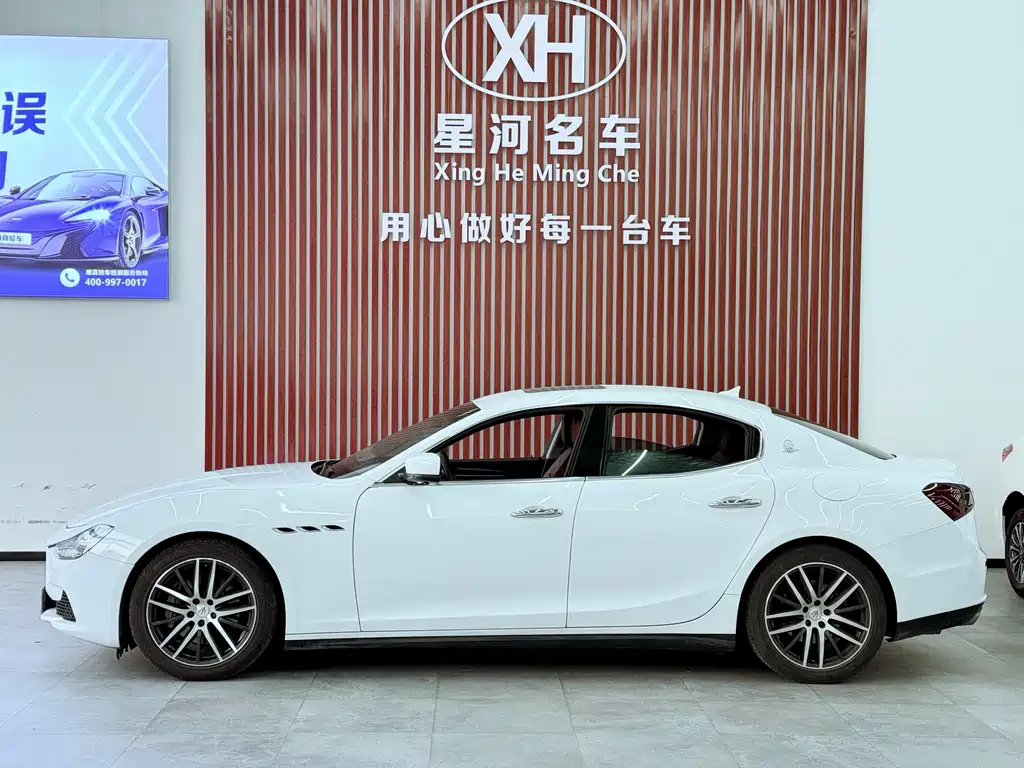 Ghibli 3.0 T Standard