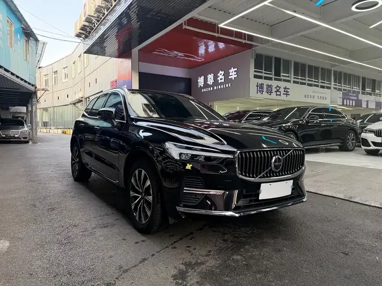 Volvo XC60 B5 4 WD Smart Vision Luxury