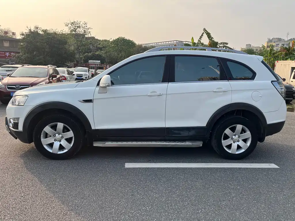Captiva 科帕奇 2012款 2.4 L 两驱城市版 5座