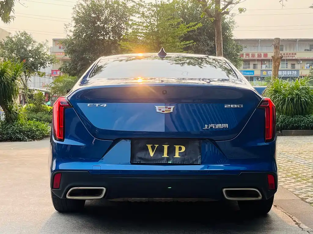 Cadillac CT4 28 T Luxury