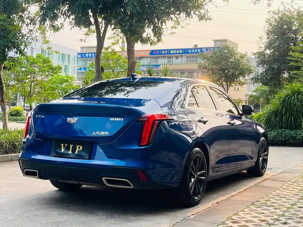 Cadillac CT4 28 T Luxury