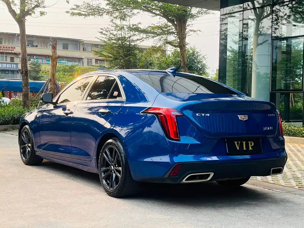 Cadillac CT4 28 T Luxury