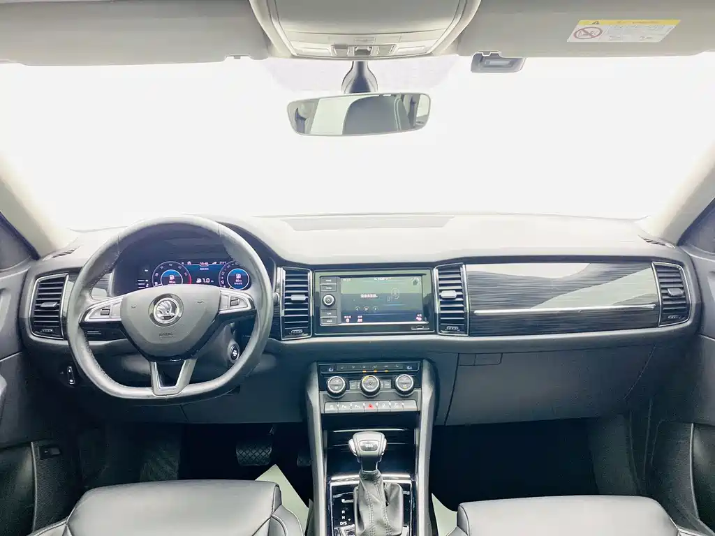 Kodiaq 柯迪亚克 2019款 改款 TSI330 5座两驱豪华优享版 国VI