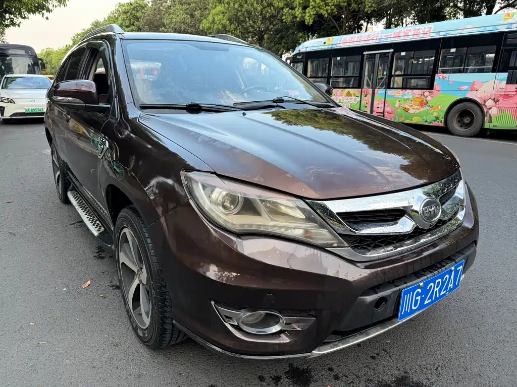 BYD S7 2.0 T Upgraded Auto Flagship