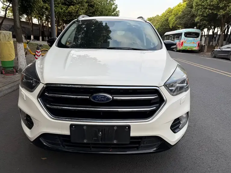 Ford Kuga EcoBoost 245 4 WD Sport