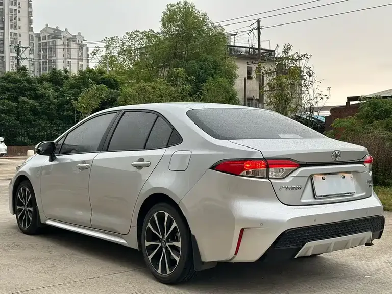 Toyota Levin 185 T CVT Sport