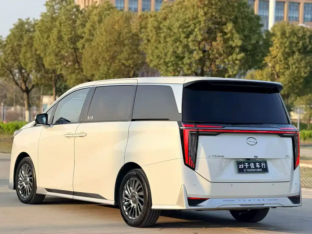 GAC Trumpchi M8 Grandmaster Series 400 T Supreme