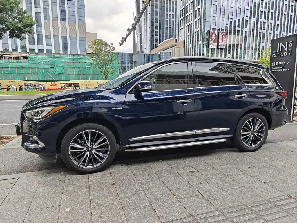 Infiniti QX60 (Import) 英菲尼迪QX60进口 2018款 2.5 S/C Hybrid 两驱冠军家庭版