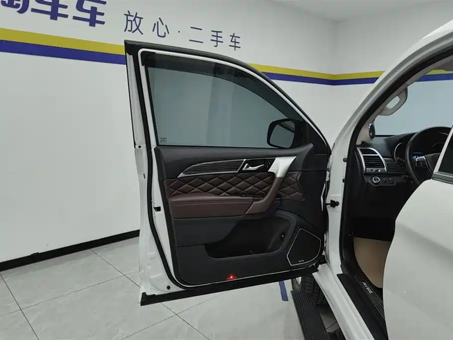Haval H9 2.0 T Gasoline 4 WD Premium 5-seat