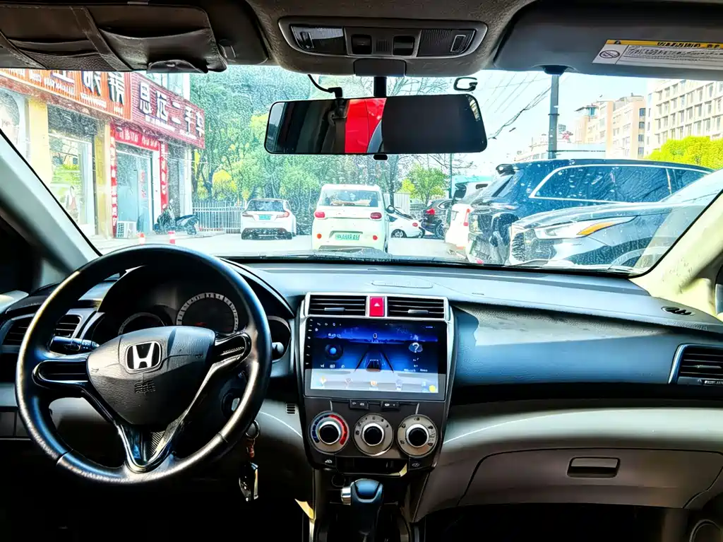 City Classic 1.5 L Auto Elite