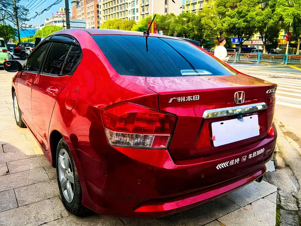 City Classic 1.5 L Auto Elite
