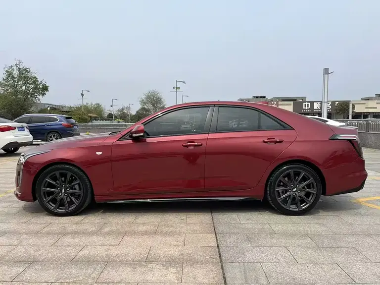 Cadillac CT4 28 T Elite