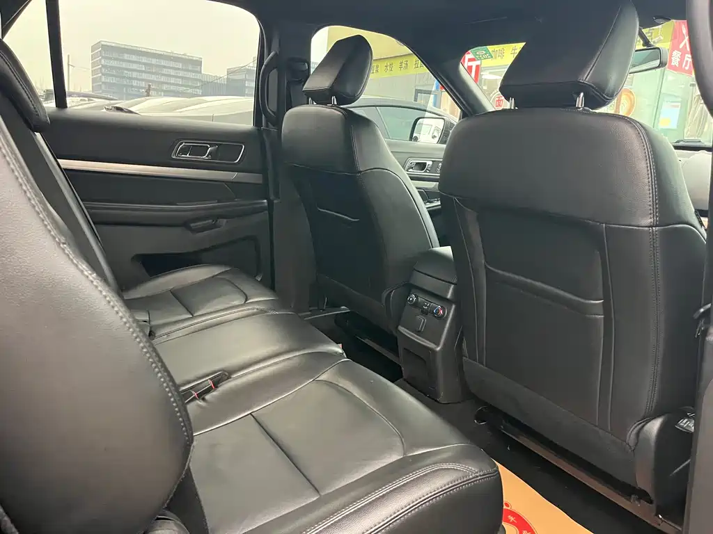 Explorer (Import) 2.3 T Style