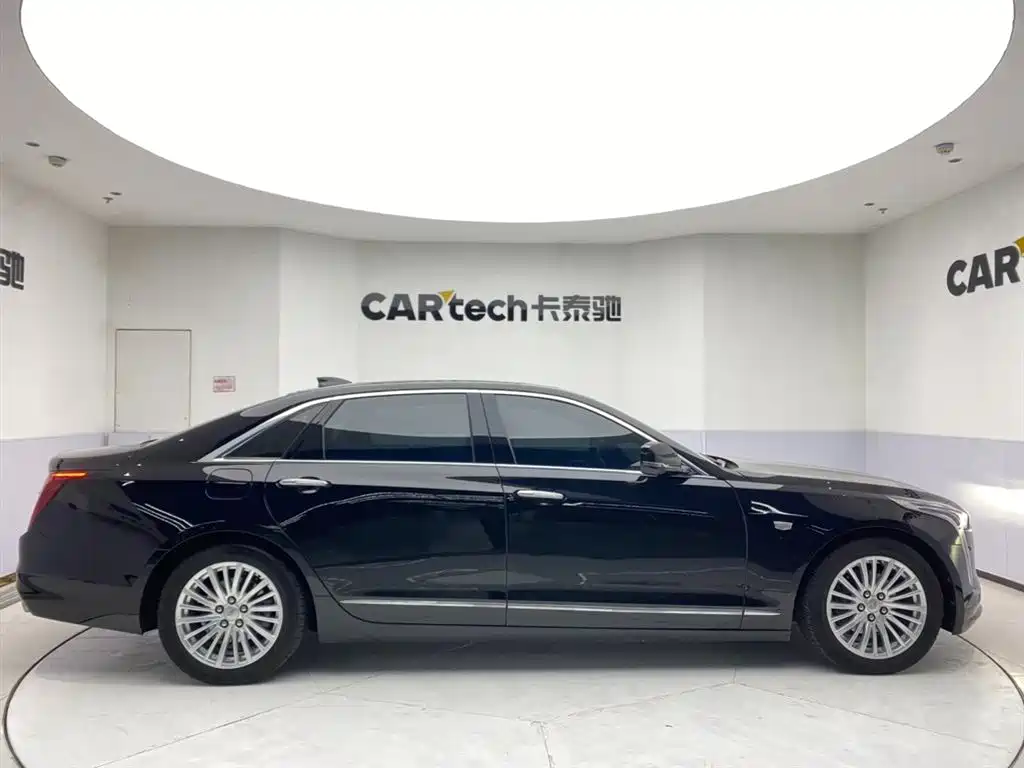 Cadillac CT6 28 T Luxury