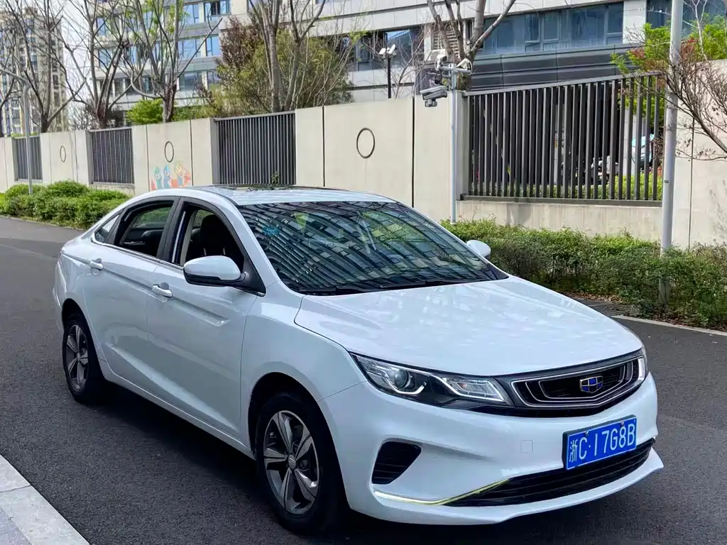 Emgrand GL 1.8 L DCT Elite Connected