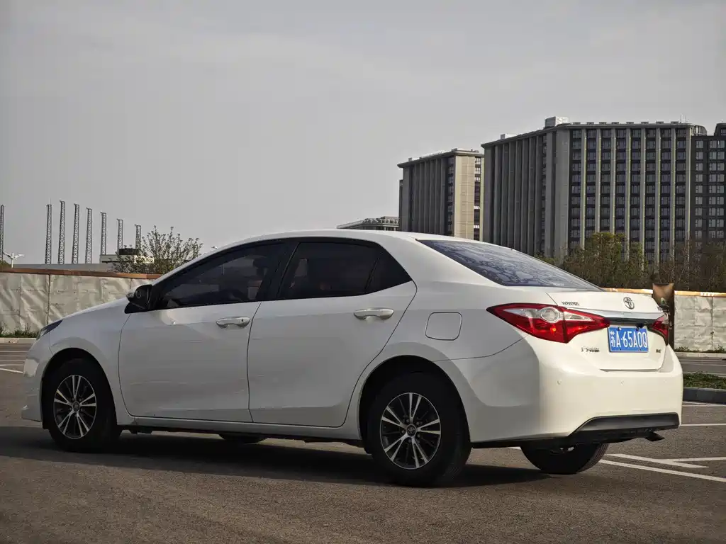 Levin 1.2 T V CVT Luxury